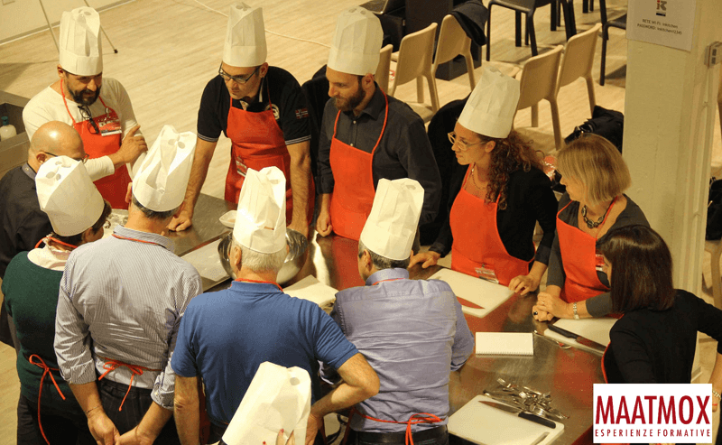 outdoor cooking: team building aziendale