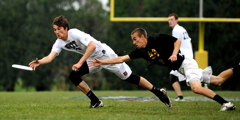 Ultimate Frisbee: team building aziendale